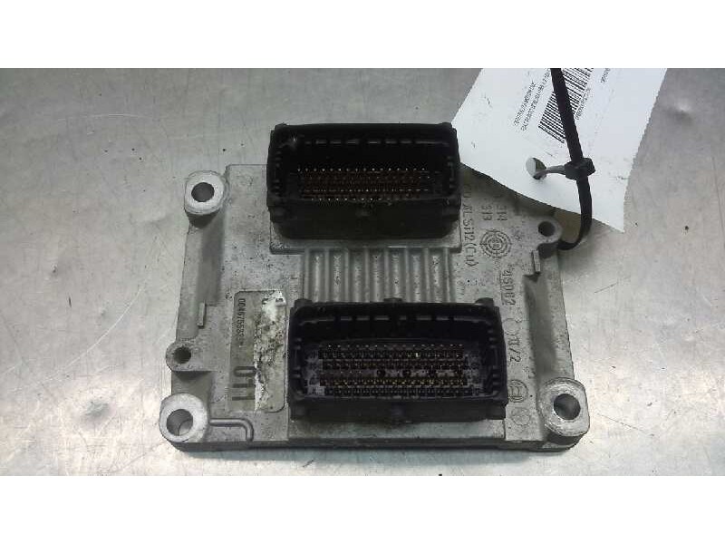 Recambio de centralita motor uce para fiat punto berlina (188) 1.2 16v cat referencia OEM IAM 0261206339 130 