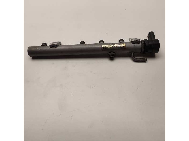 Recambio de rampa inyectora para mercedes clase cls (w219) 3.0 cdi cat referencia OEM IAM A6420700495  