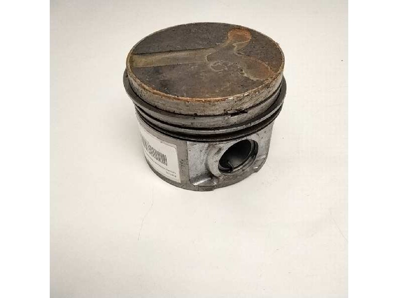Recambio de piston para nissan terrano/terrano.ii (r20) 2.7 turbodiesel referencia OEM IAM   50379