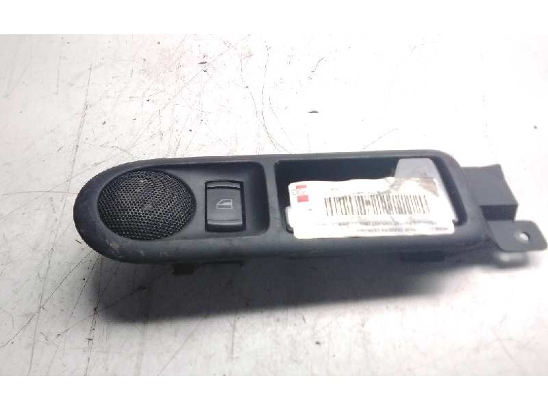 Recambio de maneta interior trasera derecha para volkswagen passat variant (3b6) advance referencia OEM IAM 3B0839114  