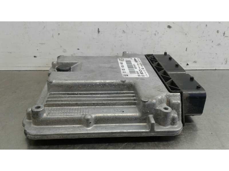 Recambio de centralita motor uce para opel insignia sports tourer excellence referencia OEM IAM 0281031379 150 0281031379