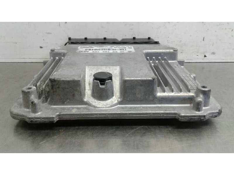 Recambio de centralita motor uce para opel insignia sports tourer excellence referencia OEM IAM 0281031379 150 0281031379