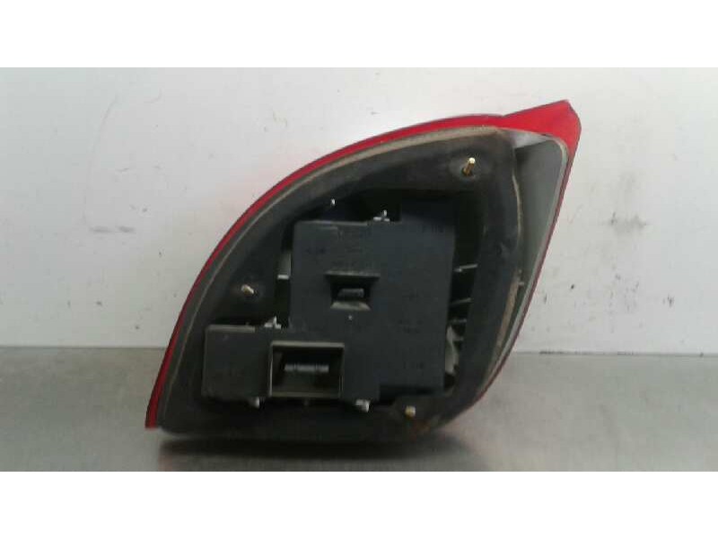 Recambio de piloto trasero izquierdo para ford fiesta berlina (dx) ghia referencia OEM IAM 96FG13A603BA  