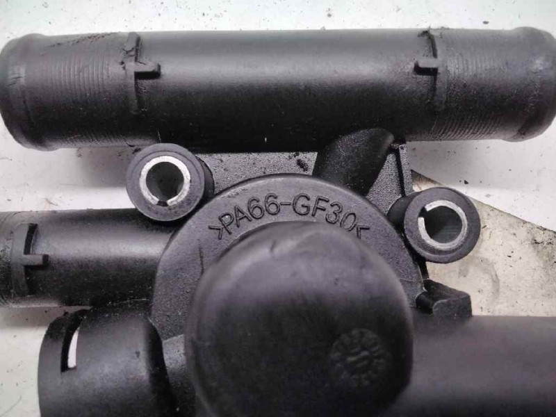 Recambio de caja termostato para renault laguna ii grandtour (kg0) privilege referencia OEM IAM PA66GF30  
