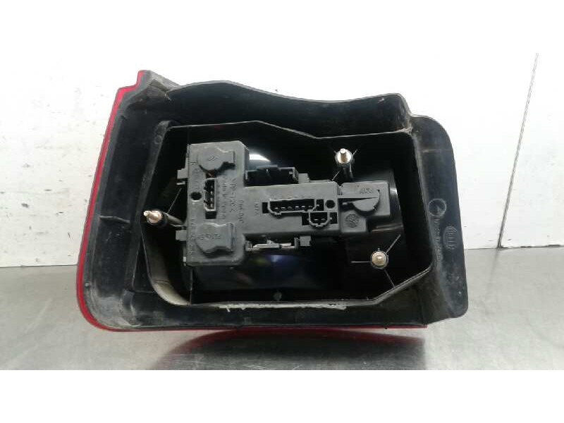 Recambio de piloto trasero derecho para seat ibiza (6k1) stella referencia OEM IAM   