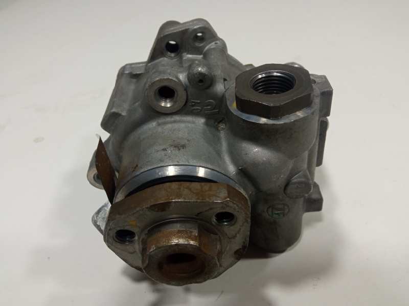Recambio de bomba direccion para seat ibiza (6k1) select referencia OEM IAM   