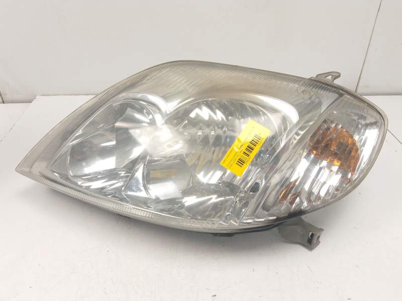 Recambio de faro izquierdo para toyota corolla station wagon (_e12_) 2.0 d-4d (cde120_) referencia OEM IAM 123470  