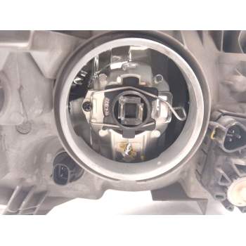 Recambio de faro izquierdo para toyota corolla station wagon (_e12_) 2.0 d-4d (cde120_) referencia OEM IAM 123470  