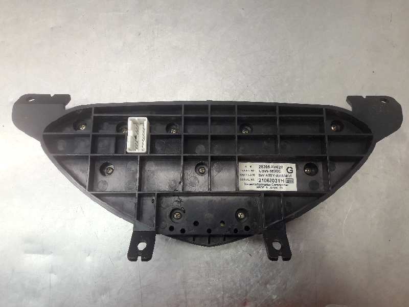 Recambio de sistema audio / radio cd para nissan primera berlina (p12) visia referencia OEM IAM 28395AV620 CSW5830C 21062031H