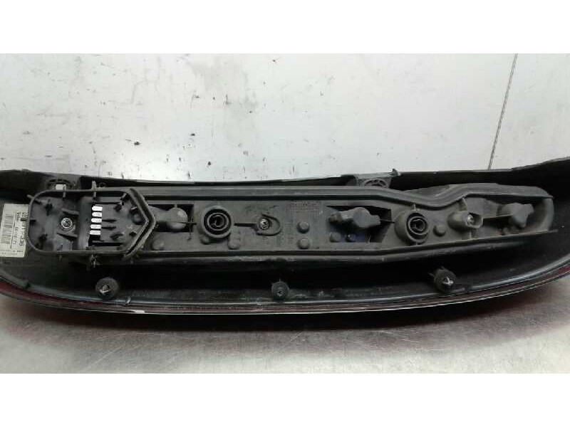 Recambio de piloto trasero izquierdo para opel corsa c corsavan referencia OEM IAM   