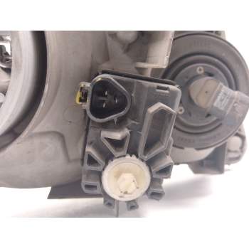 Recambio de faro izquierdo para toyota corolla station wagon (_e12_) 2.0 d-4d (cde120_) referencia OEM IAM 123470  