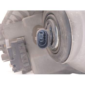 Recambio de faro izquierdo para toyota corolla station wagon (_e12_) 2.0 d-4d (cde120_) referencia OEM IAM 123470  