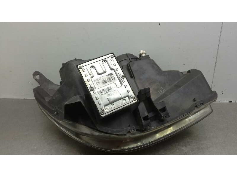 Recambio de faro xenon izquierdo para citroen c5 berlina 2.2 hdi vivace referencia OEM IAM 6204X2  