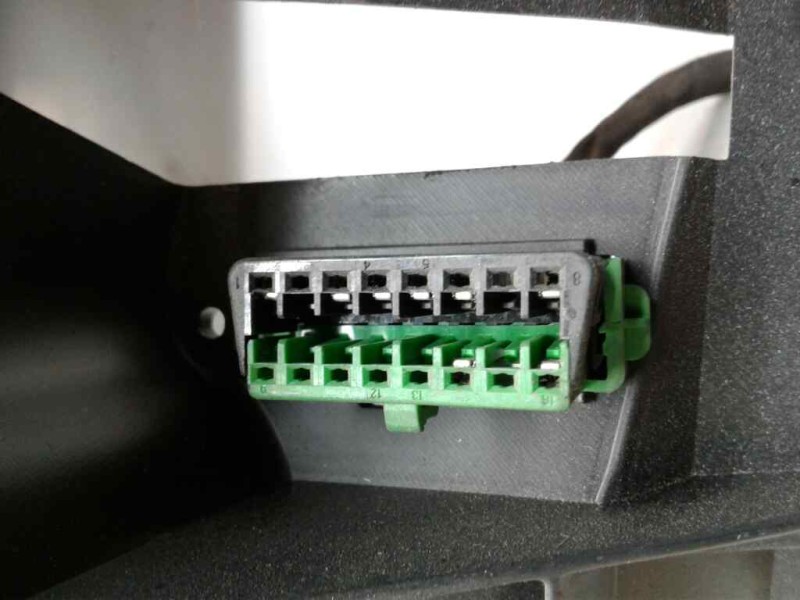 Recambio de salpicadero para peugeot partner kasten confort l1 referencia OEM IAM G110525232840  