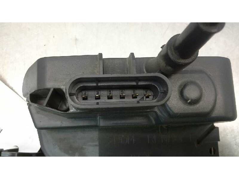 Recambio de cerradura puerta trasera derecha para renault scenic ii 1.9 dci diesel referencia OEM IAM   