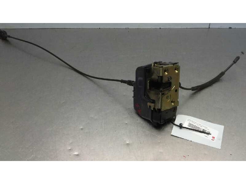 Recambio de cerradura puerta trasera izquierda para renault scenic ii 1.9 dci diesel referencia OEM IAM   
