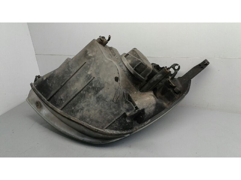 Recambio de faro derecho para ford fiesta (cbk) ambiente referencia OEM IAM 2S6X13W029CE  