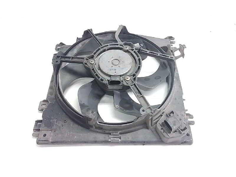 Recambio de electroventilador para renault clio iii confort dynamique referencia OEM IAM   