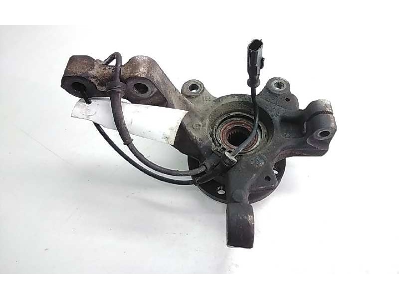 Recambio de mangueta delantera izquierda para renault clio iii confort dynamique referencia OEM IAM   