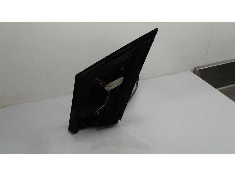 Recambio de retrovisor derecho para ford fiesta (cbk) ambiente referencia OEM IAM 1452852  