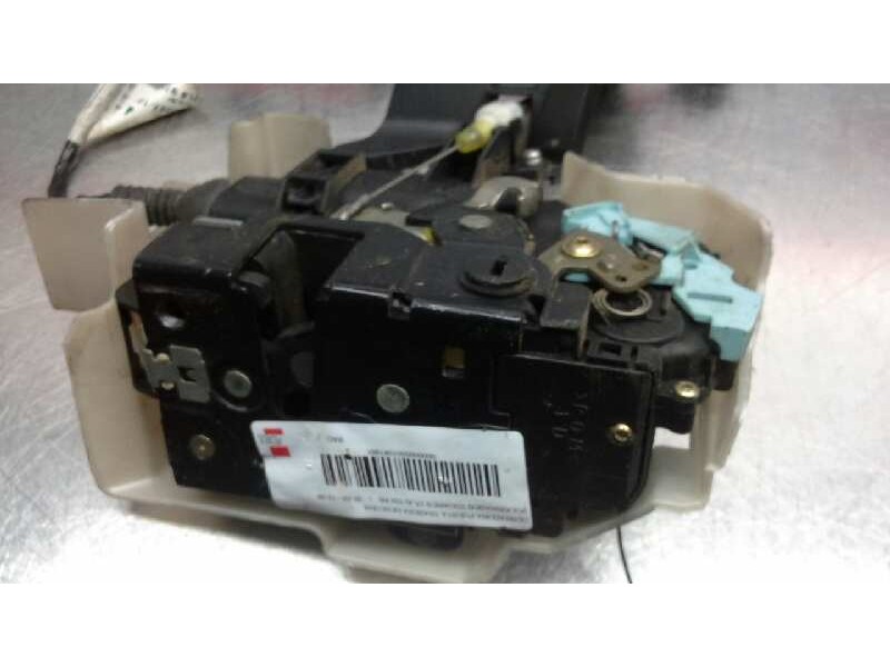 Recambio de cerradura puerta trasera derecha para volkswagen touareg (7la) tdi r5 referencia OEM IAM 3D4839016D  