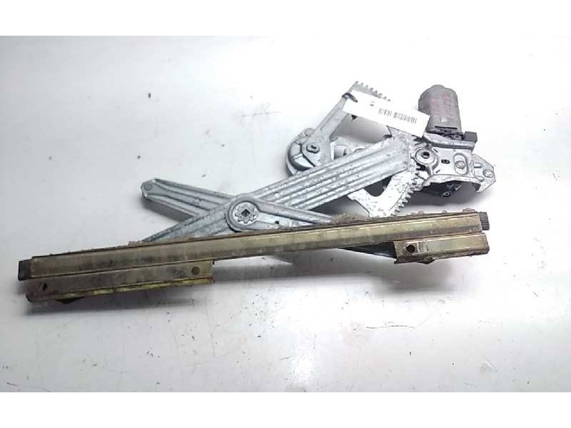 Recambio de elevalunas delantero derecho para peugeot 205 berlina referencia OEM IAM   