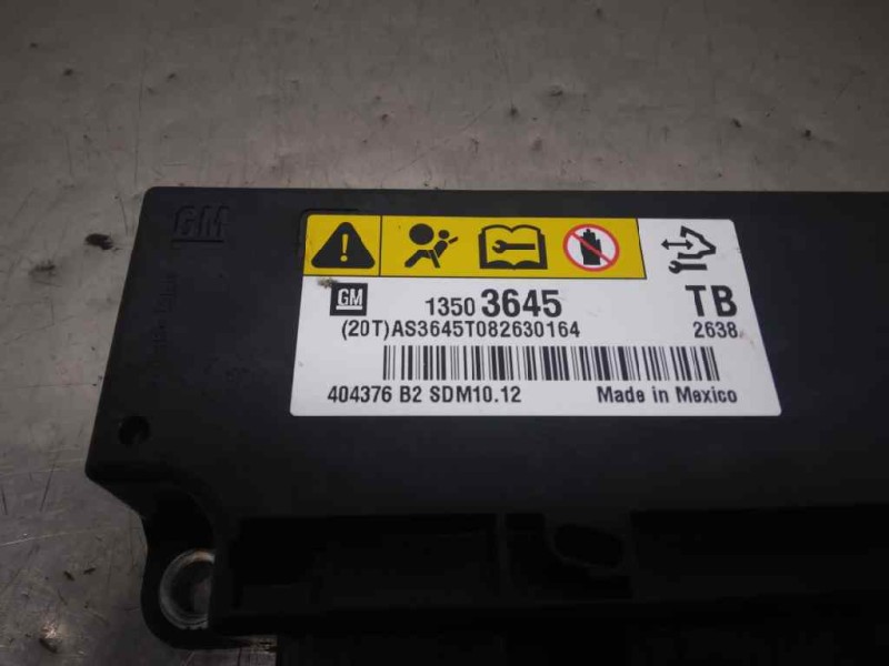 Recambio de centralita airbag para opel insignia berlina cosmo referencia OEM IAM 13503645  