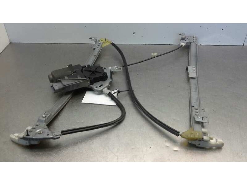 Recambio de elevalunas delantero derecho para citroen xsara berlina 1.6i 16v exclusive referencia OEM IAM 9222L1  
