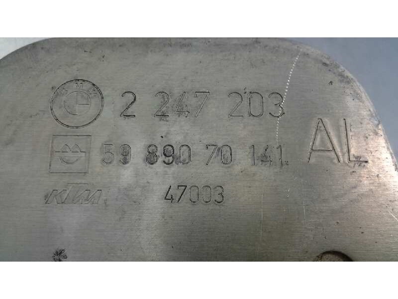 Recambio de enfriador aceite motor para bmw serie 3 berlina (e46) 320d referencia OEM IAM 2247203  