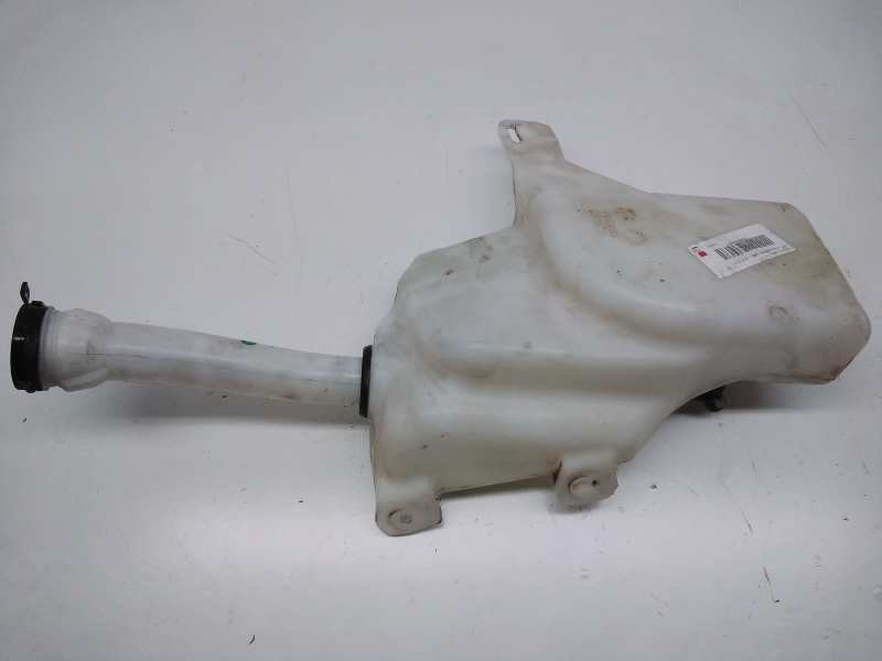 Recambio de deposito limpia para opel insignia berlina cosmo referencia OEM IAM 401140137  