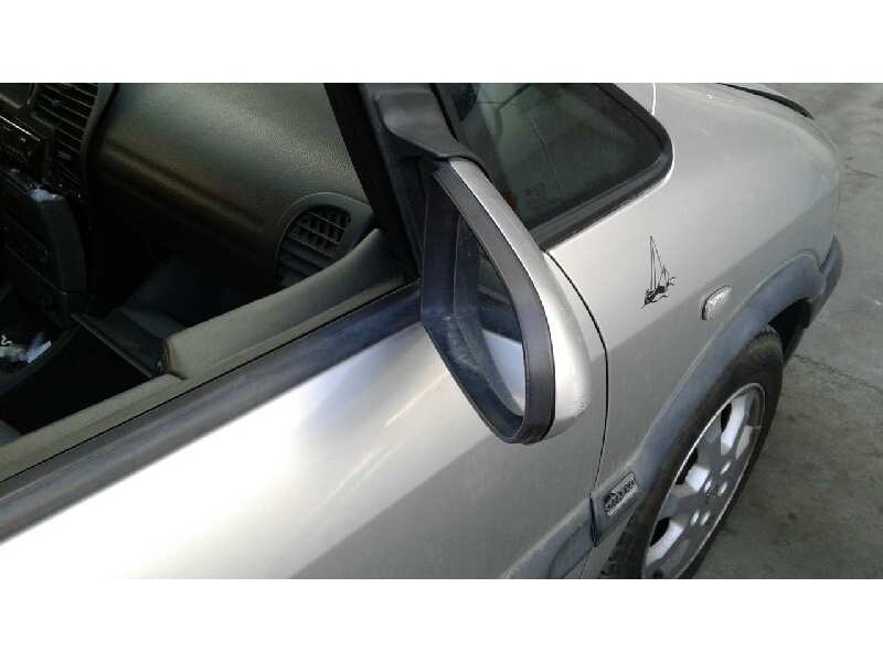 opel zafira a del año 2003