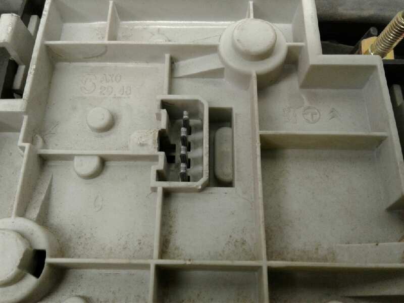 Recambio de piloto trasero izquierdo porton para citroen xantia berlina 1.9 turbodiesel referencia OEM IAM   52434