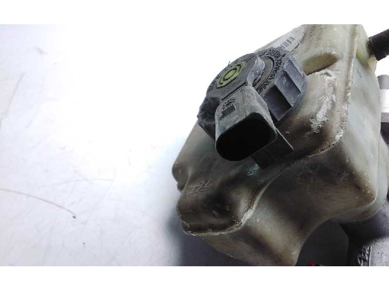 Recambio de bomba freno para volkswagen golf v berlina (1k1) trendline referencia OEM IAM 03350886351  