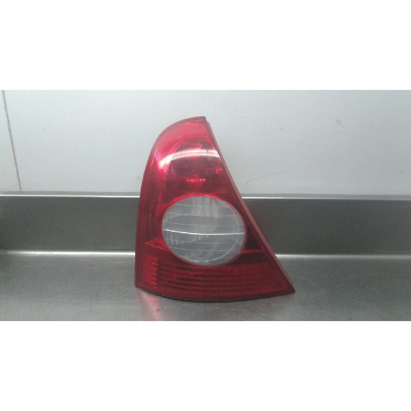 Recambio de piloto trasero izquierdo para renault clio ii fase ii (b/cb0) authentique referencia OEM IAM 8200071413  