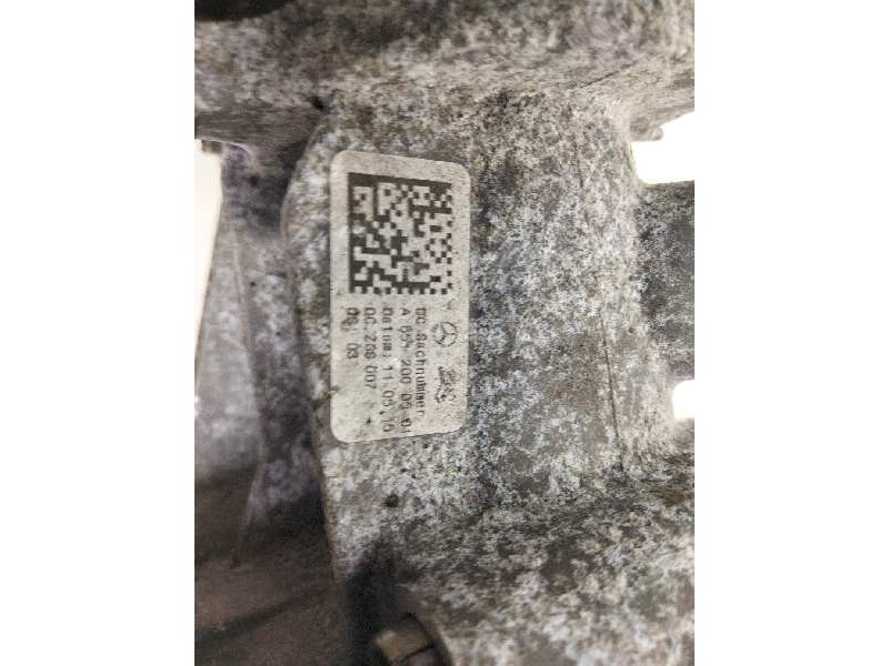 Recambio de bomba agua para mercedes clase cla (w117) 2.1 cdi cat referencia OEM IAM A6512000501 A65120007 