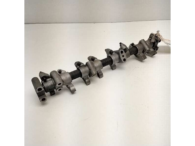 Recambio de eje balancines para nissan terrano/terrano.ii (r20) referencia OEM IAM   52645