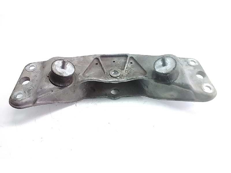 Recambio de soporte caja cambio para bmw serie 7 (e65/e66) 730d referencia OEM IAM 6795680  