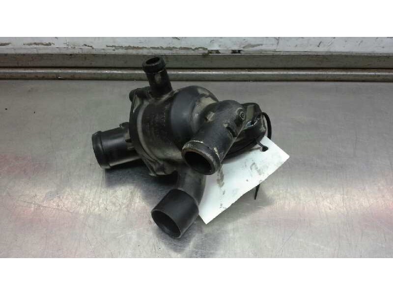 Recambio de caja termostato para seat leon (1p1) reference copa referencia OEM IAM 03L121111R  