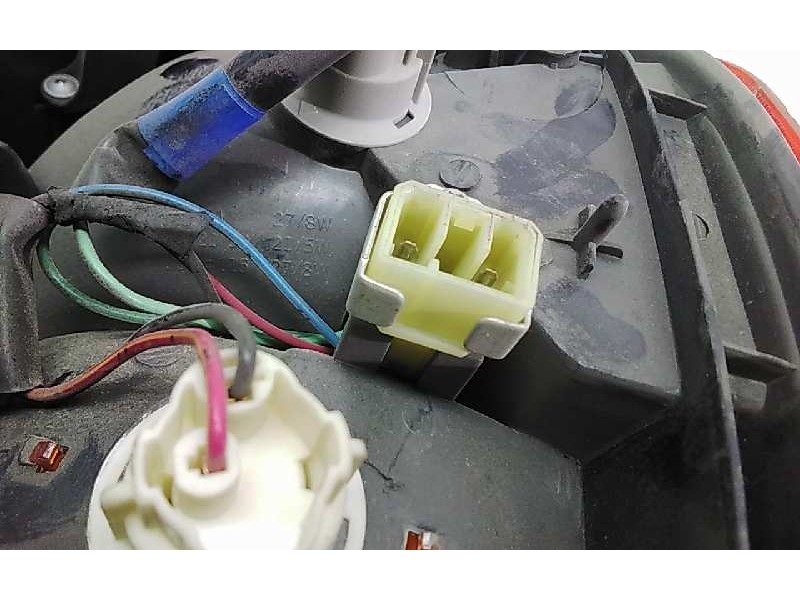 Recambio de piloto trasero izquierdo para hyundai lantra berlina (rd) referencia OEM IAM   53037