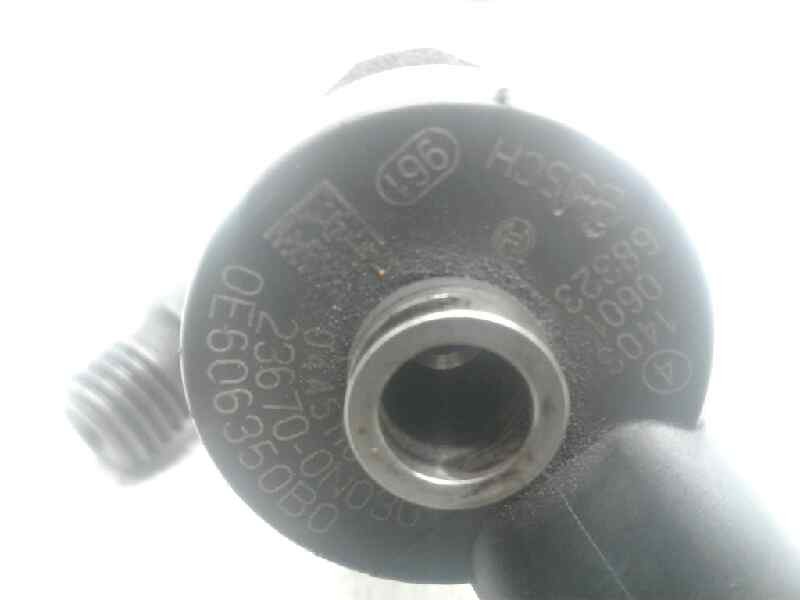 Recambio de inyector para toyota yaris (ksp9/scp9/nlp9) básico referencia OEM IAM   