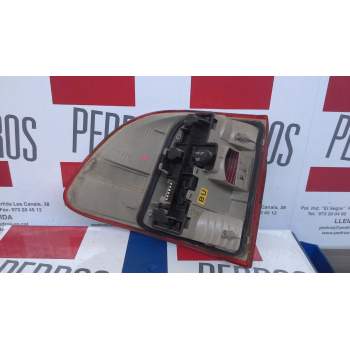 Recambio de piloto trasero derecho para opel astra f berlina merit referencia OEM IAM YORKA 5006  
