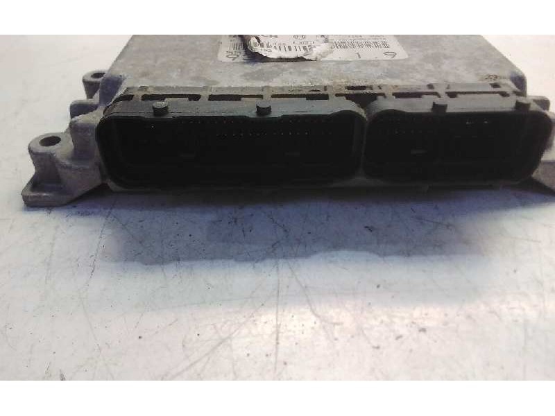 Recambio de centralita motor uce para alfa romeo 147 (190) 1.9 jtd distinctive referencia OEM IAM 0055198492  