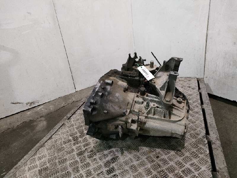 Recambio de caja cambios para peugeot 407 sw st confort referencia OEM IAM 20MB02  