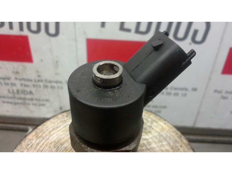 Recambio de inyector para renault laguna ii (bg0) 1.9 dci diesel referencia OEM IAM 0445110110B  