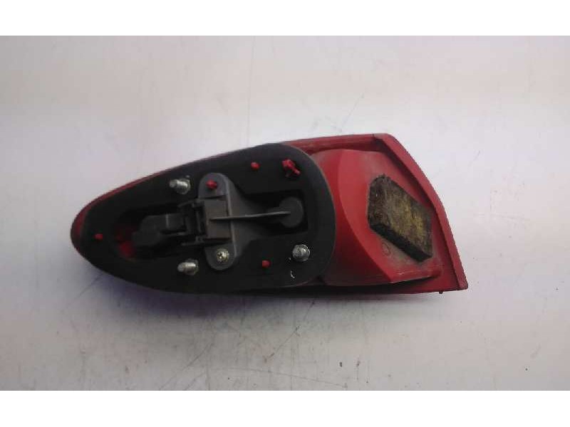 Recambio de piloto trasero derecho para alfa romeo 147 (190) 1.9 jtd distinctive referencia OEM IAM   