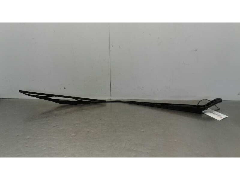 Recambio de brazo limpia delantero izquierdo para peugeot 206 berlina xt referencia OEM IAM 6429R9  