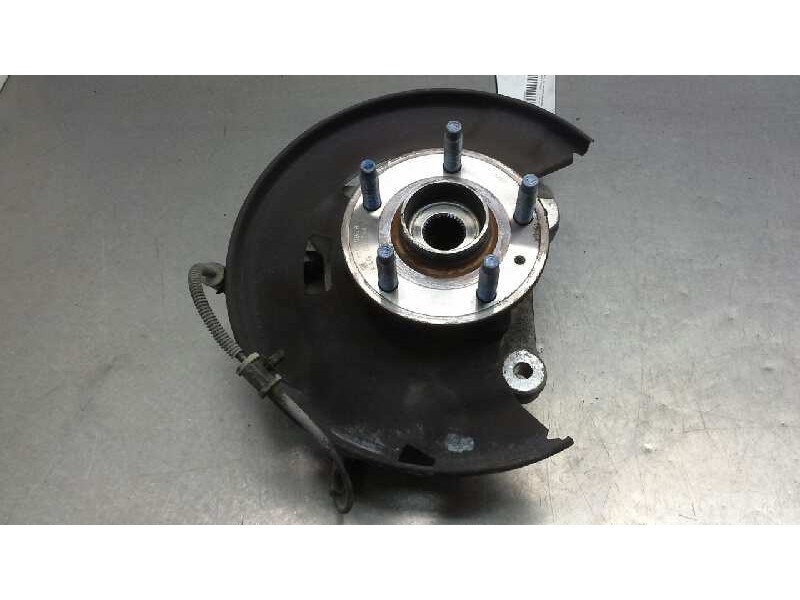 Recambio de mangueta delantera derecha para chevrolet cruze l referencia OEM IAM   
