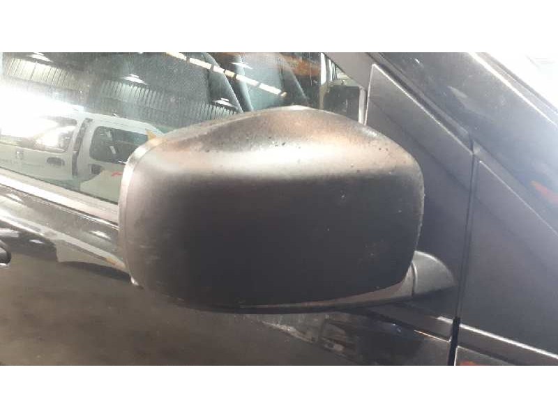 chrysler grand voyager del año 2009