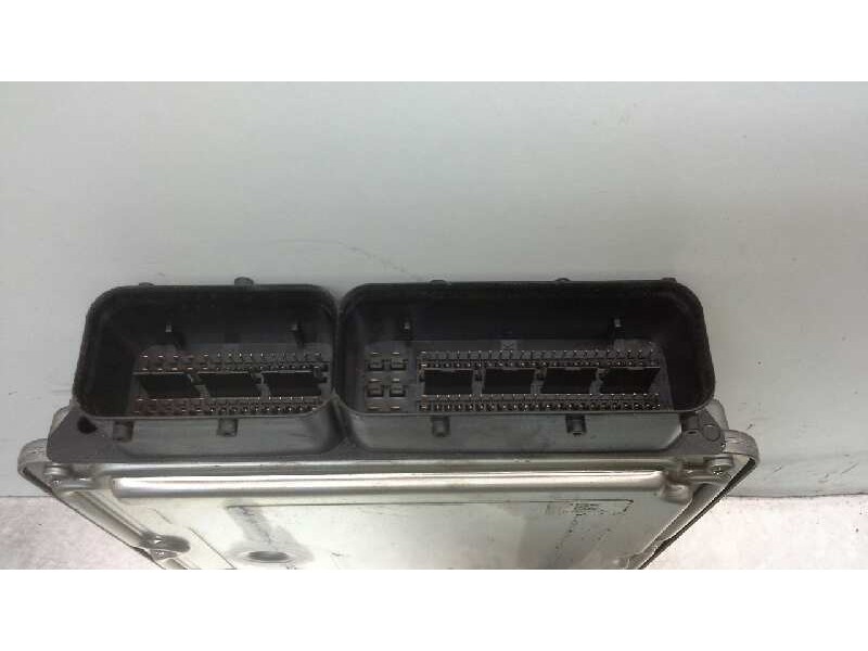 Recambio de centralita motor uce para opel insignia berlina 2.0 cdti referencia OEM IAM 0281031379 192 