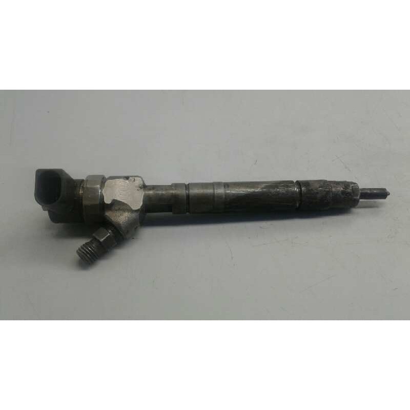 Recambio de inyector para mercedes clase c (w203) berlina 270 cdi (203.016) referencia OEM IAM A6130700687  